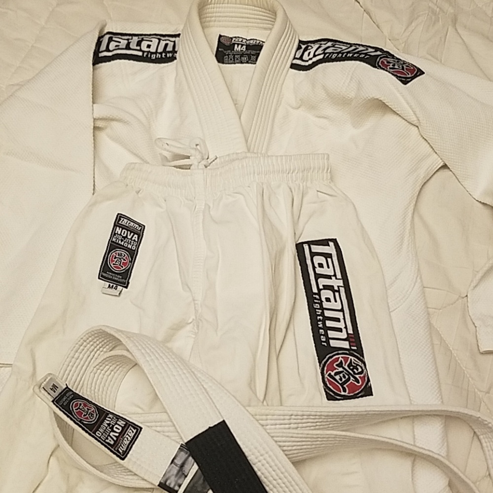 Tatami jiu jitsu gi size m4